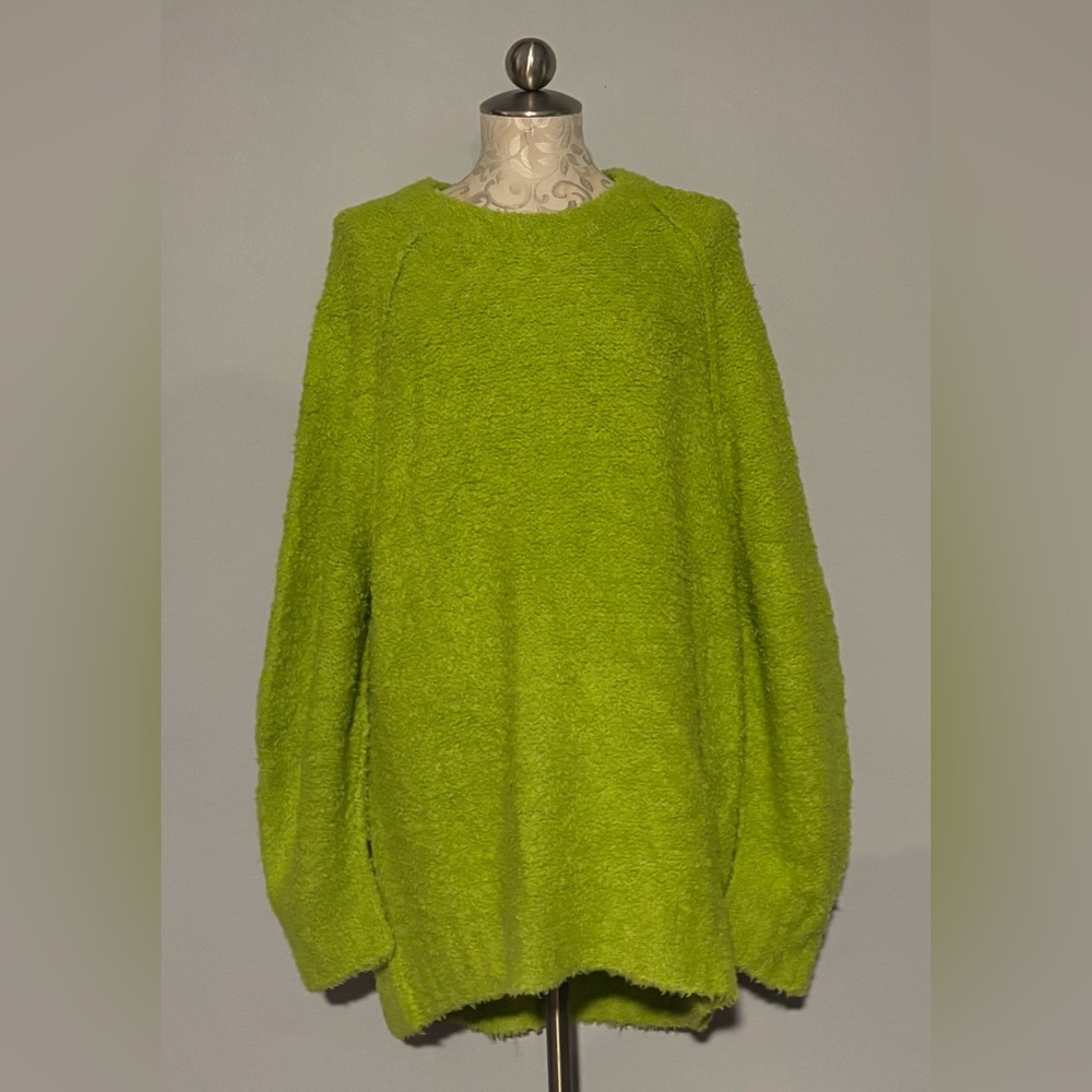 🆕Free People Lime  Green Oversized Women's Sweater Sise Medium.  #45